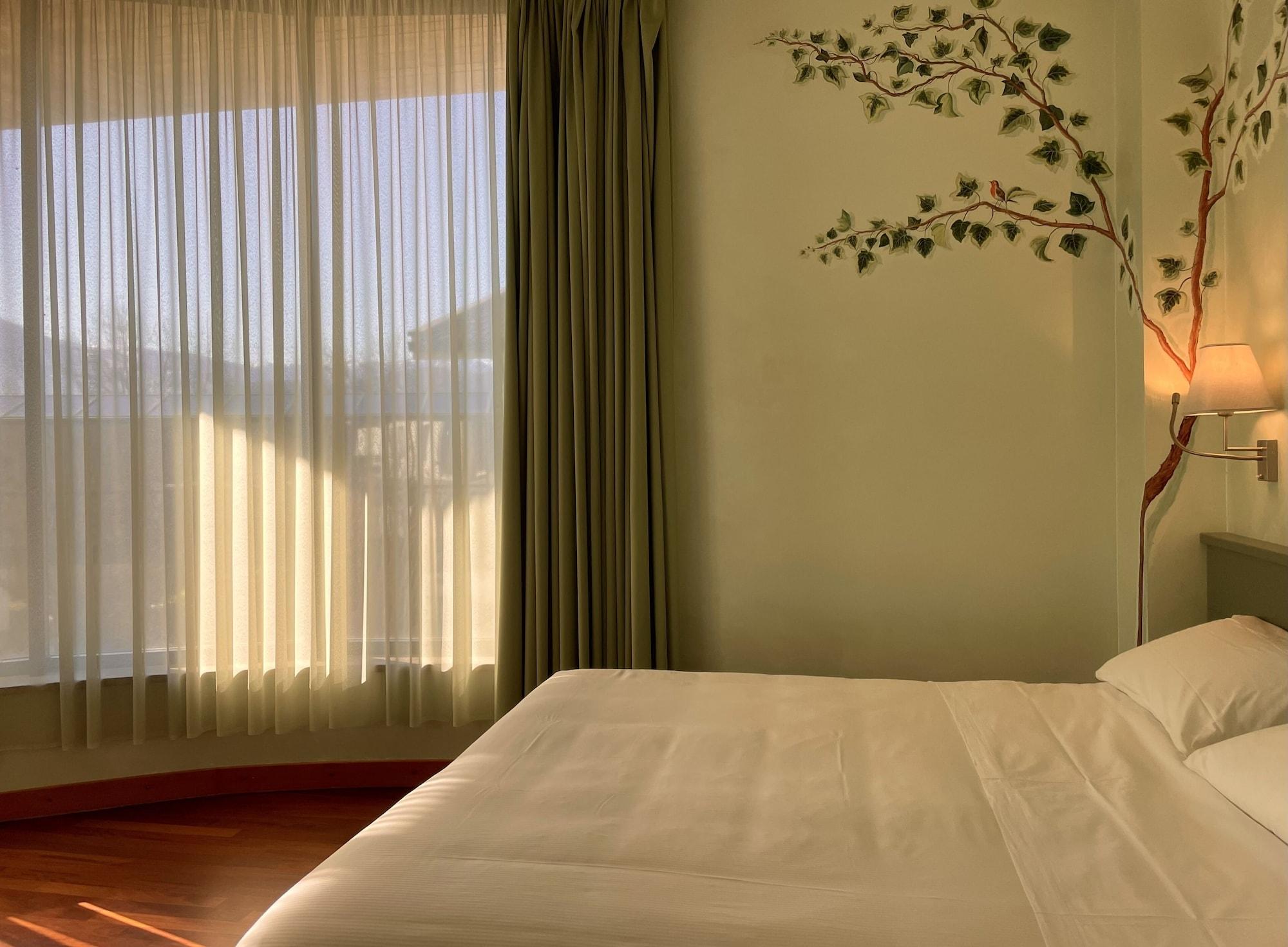 Hotel Santacroce Meeting Sulmona Exterior photo